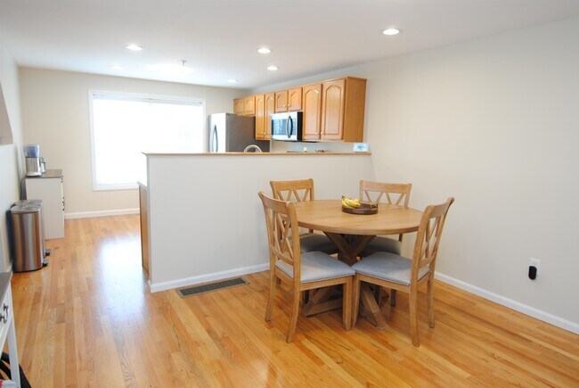 Building Photo - 109 Overlook Cir