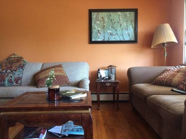 Building Photo - 9437 Burlington Ave