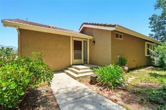 Building Photo - 425 Vista Dorado Ln