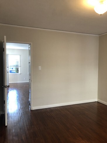 Building Photo - 11471 Cumpston St