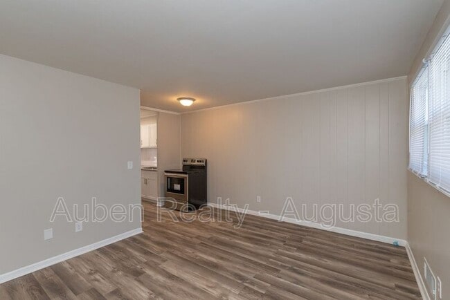 Building Photo - 1602 Johns Rd