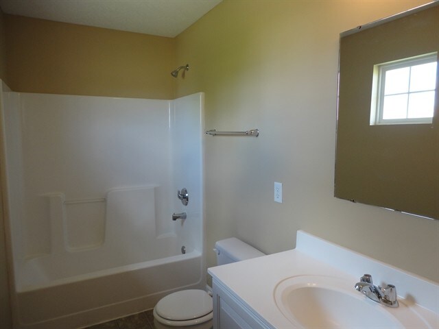 Building Photo - 5490 Appaloosa Cir