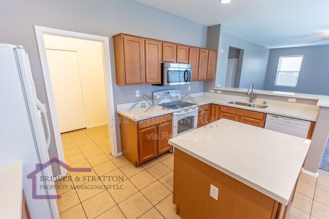 Building Photo - 6427 S 71st Dr
