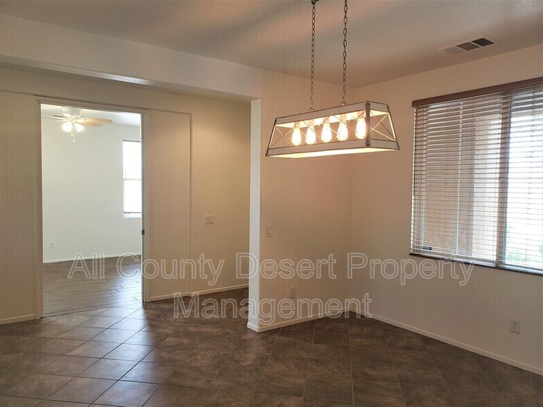 Building Photo - 37853 Avon St