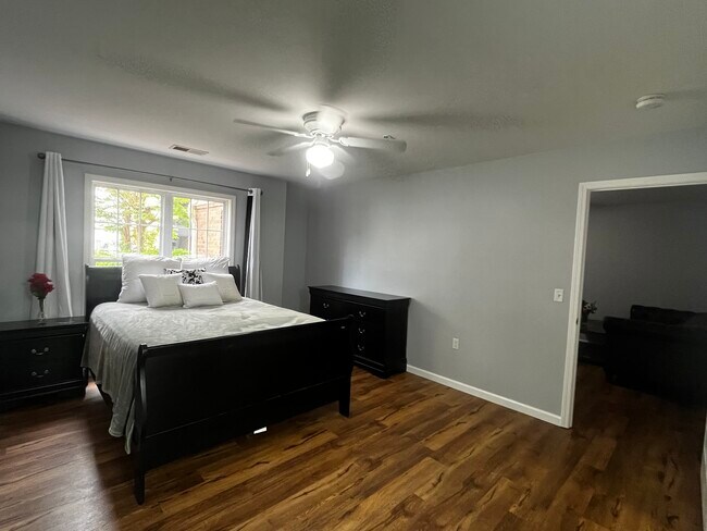 Building Photo - 2520 Friedland Pl