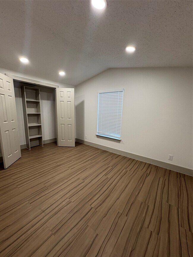 Building Photo - 23732 Panky Ln