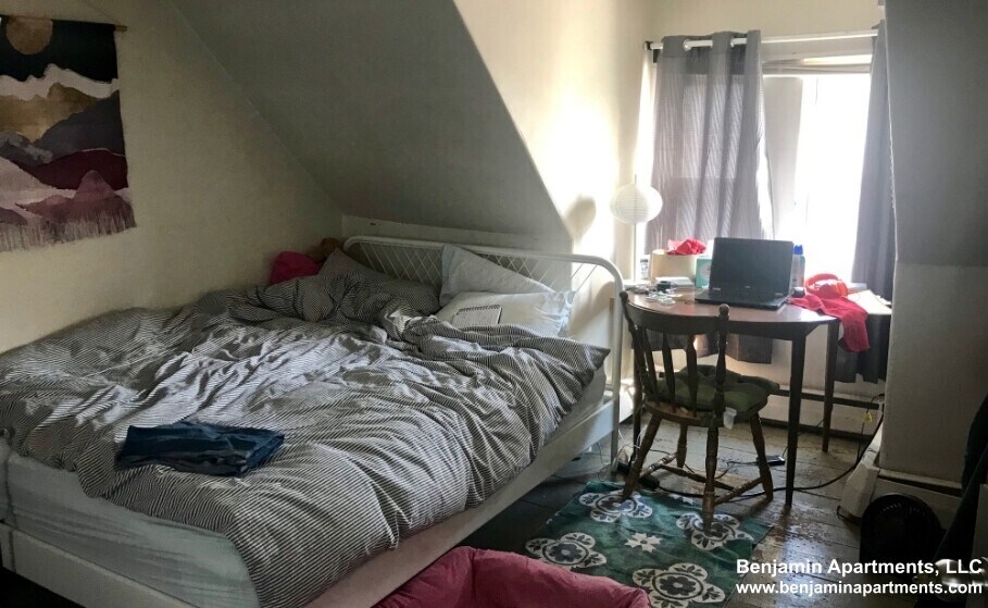 Building Photo - 7 Quincy St