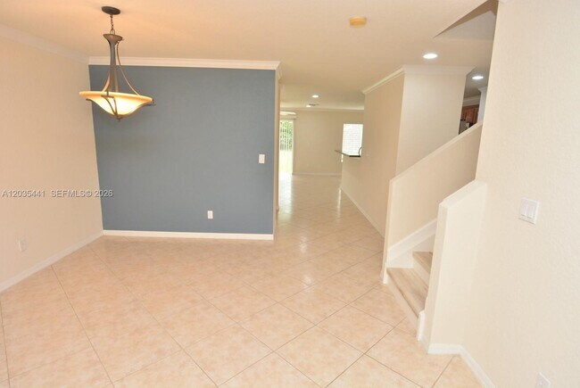 Building Photo - 4648 56th Ln