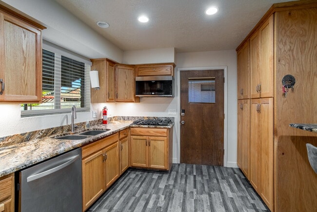 Building Photo - Looking for private, affordable, off campus living that is right across the street from Utah Tech...