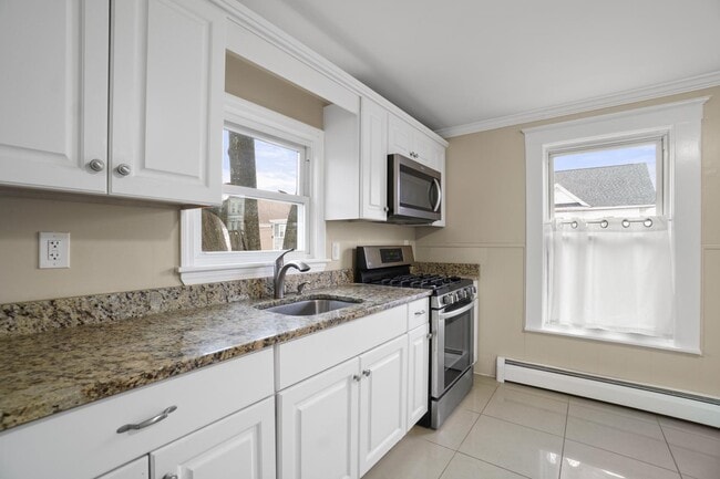 Building Photo - 119 Andover St