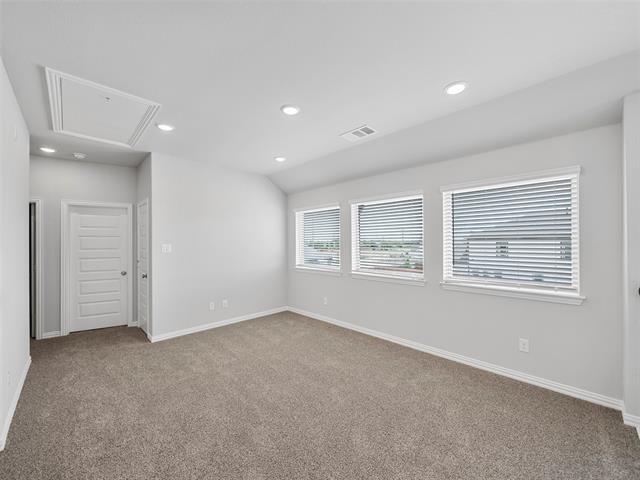 Building Photo - 3049 Elmwood St