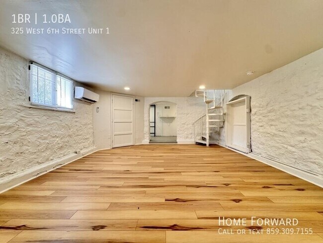 Building Photo - 325 W 6th St