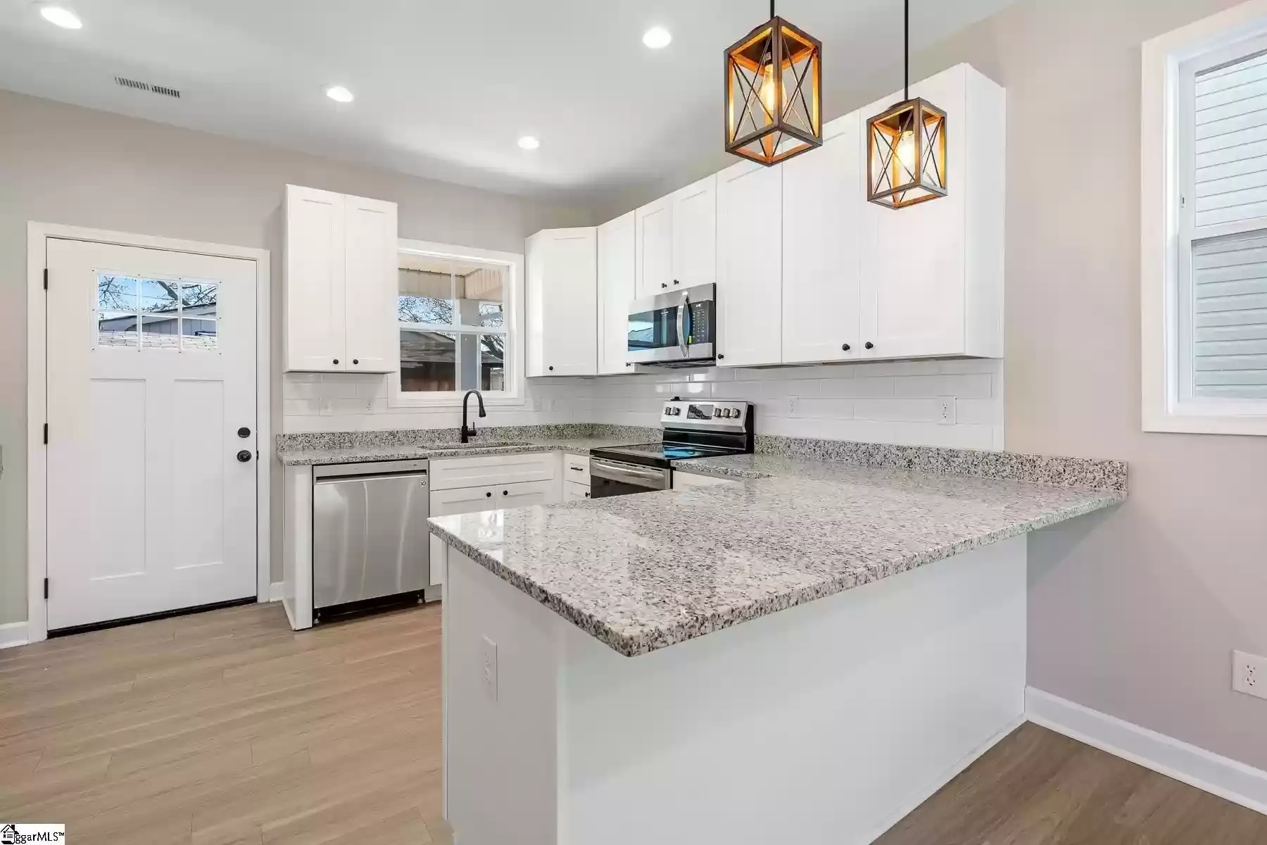 Kitchen - 13 Bigby St