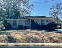 Building Photo - 2603 St Stephens Rd