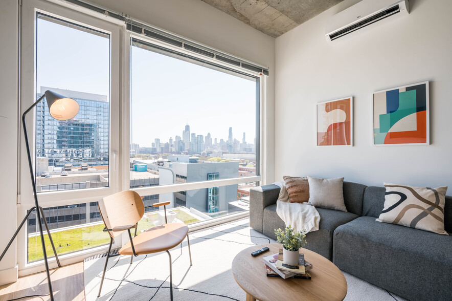 4BR, 3BR - Post Chicago Apartments