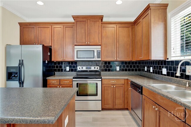 Building Photo - 127 Acapella Ave