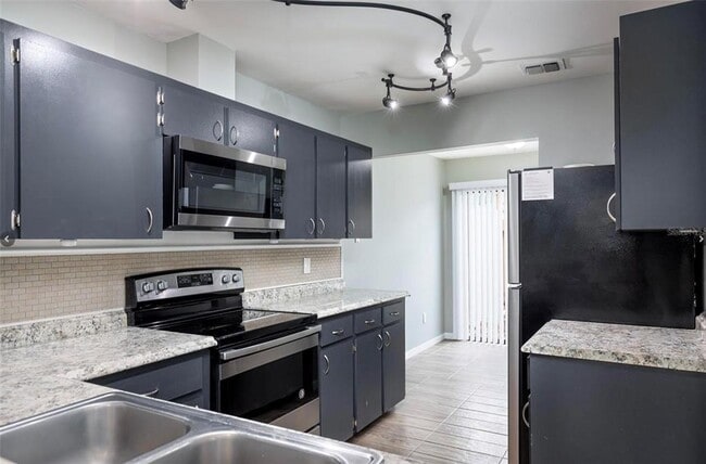 Building Photo - 2344 Flamingo Way