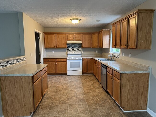 Building Photo - 9708 Stream View Trail