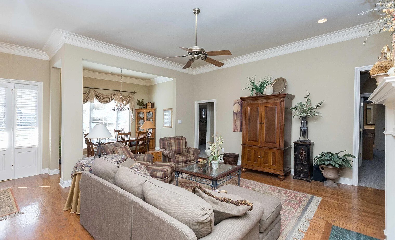 Living room view 2 - 10557 Sweetbrook Ave