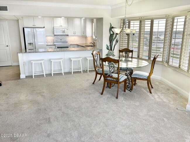 Building Photo - 1155 Ocean Shore Blvd