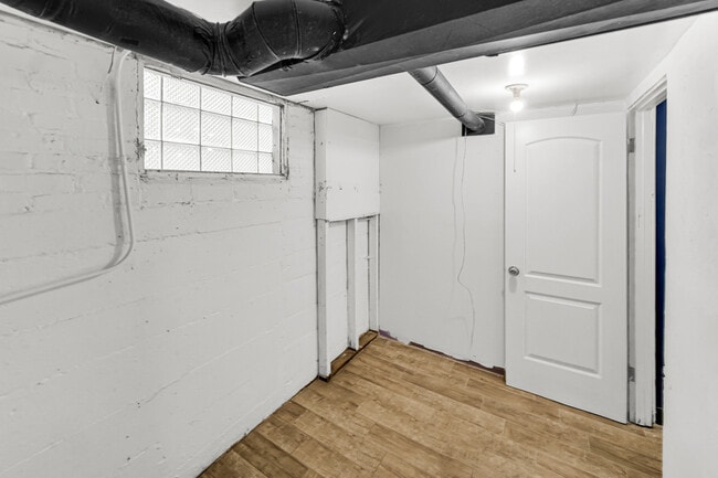 Building Photo - 8555 S Paulina St