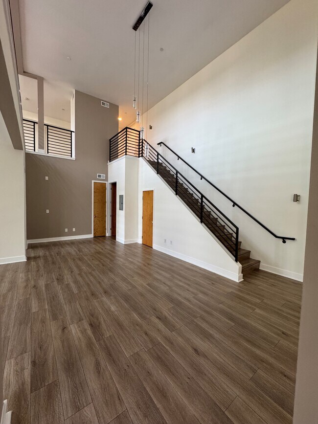 Main Living Area - 575 Elm Ave
