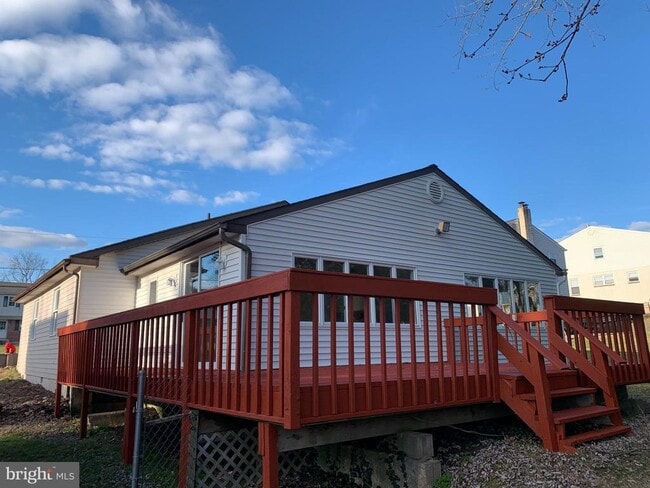 Building Photo - 431 Avenue A