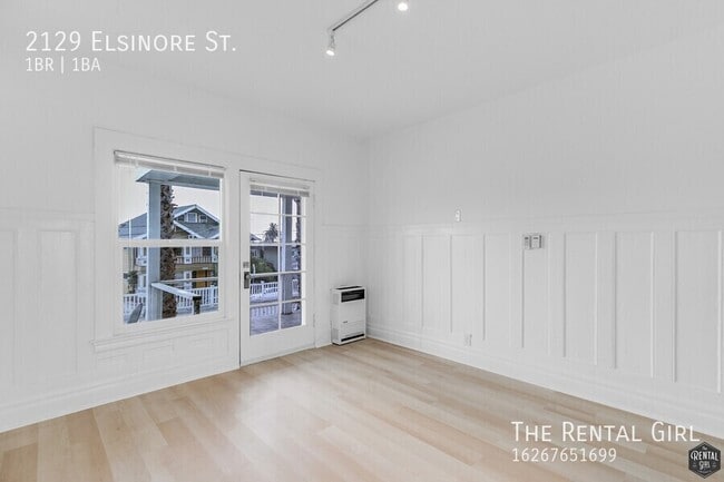 Building Photo - 2129 Elsinore St