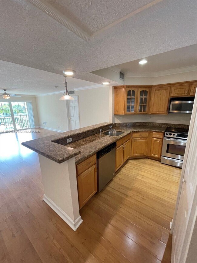 Building Photo - 1501 E Broward Blvd