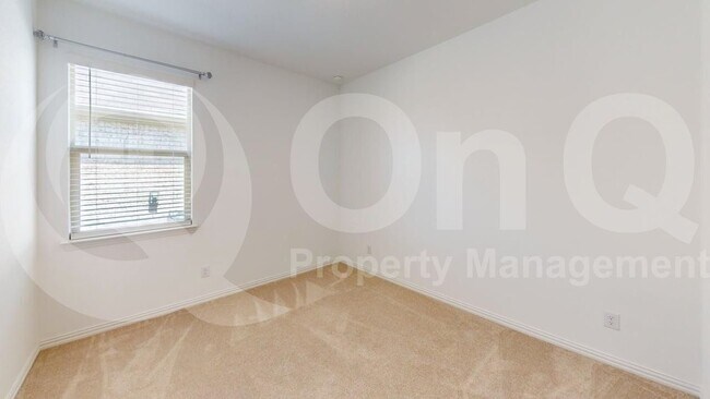 Building Photo - 936 Longleaf Ln