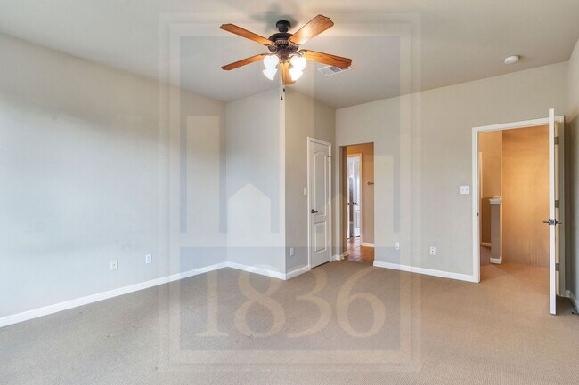 Building Photo - 150 Abbey Dr