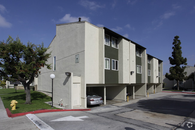 Primary Photo - The Palomar Apartments