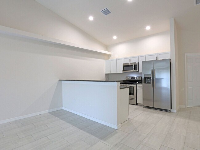 Building Photo - Cape Coral 826