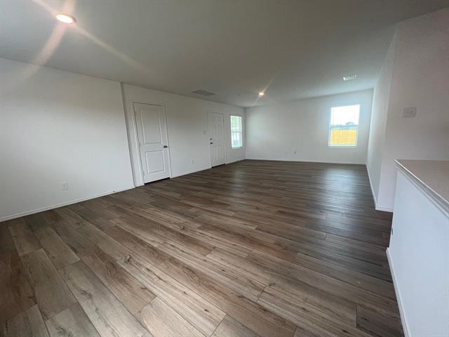 Building Photo - 2701 Rialto Dr