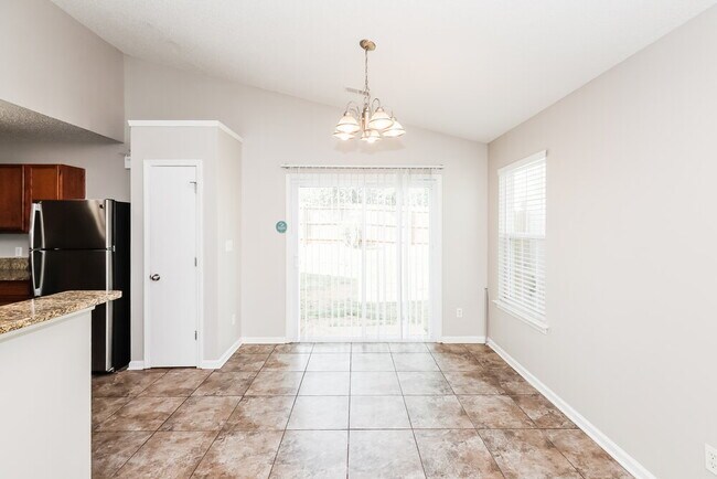 Building Photo - 11604 Stewarts Crossing Dr