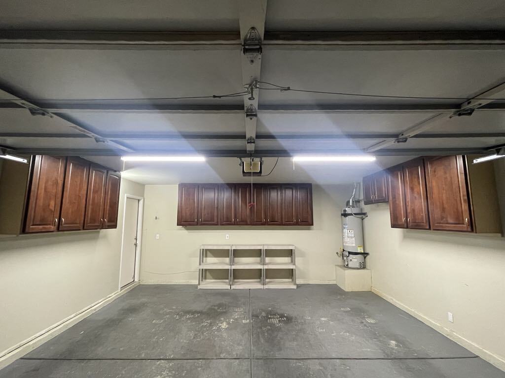 Building Photo - 1652 Sand Canyon Dr