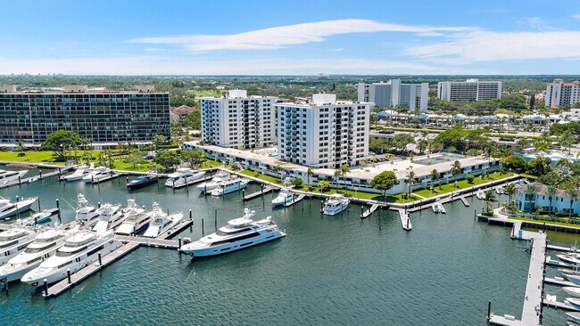 Building Photo - 1208 Marine Way