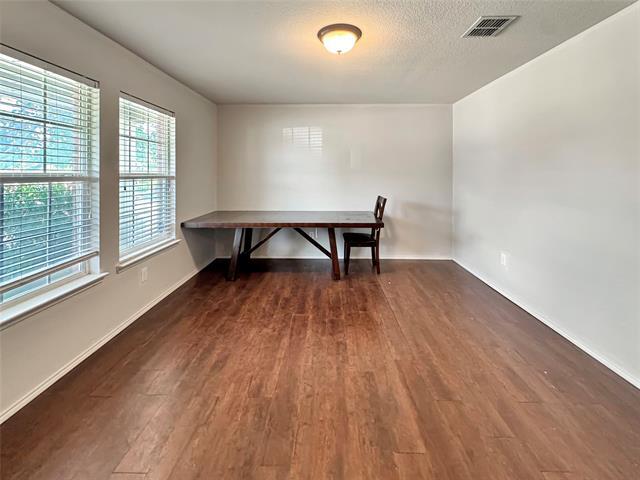 Building Photo - 9831 Dartmouth Dr