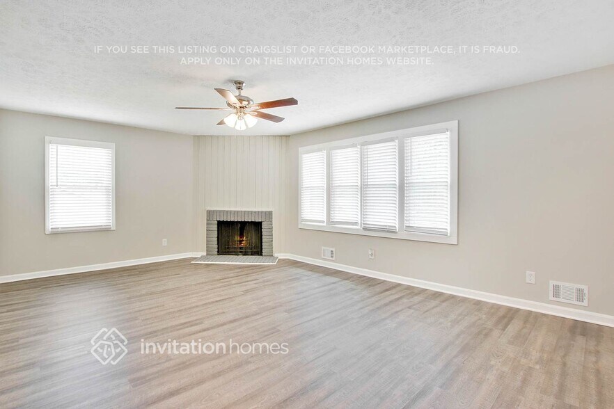 Building Photo - 4450 Myrtle Hill Rd NE