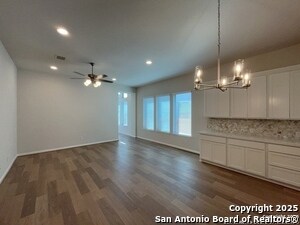 Building Photo - 12635 Cotorra Spgs
