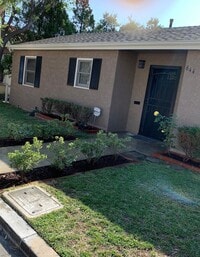Building Photo - Glendale Hills traditional with fabulous views