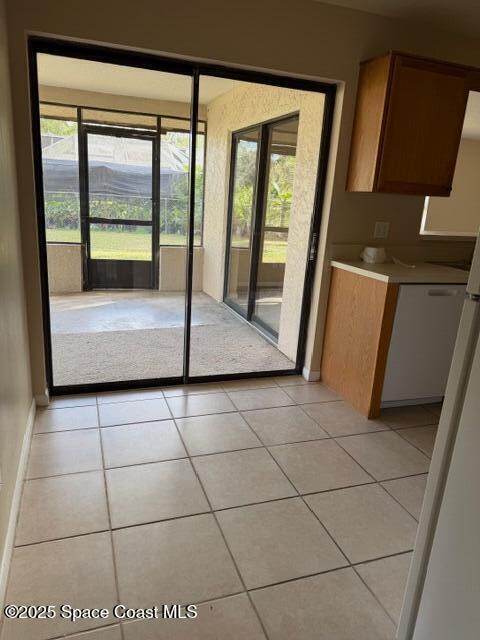 Building Photo - 879 Remsen Ave NW