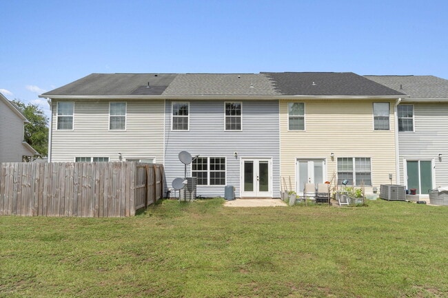 Building Photo - 183 Swaying Pine Ct