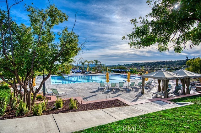Building Photo - 5 Golden Bear Ct