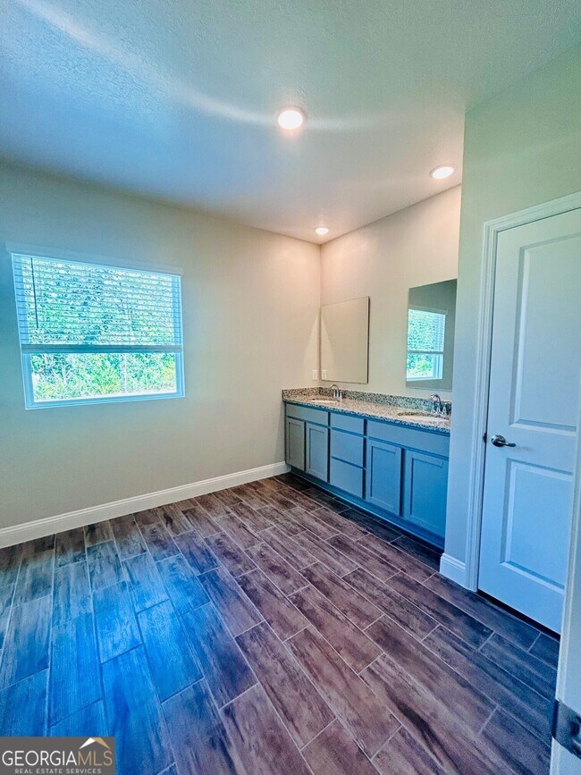 Building Photo - 114 Brookshire Grn Ct