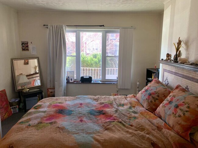Primary Photo - 505 Cato St