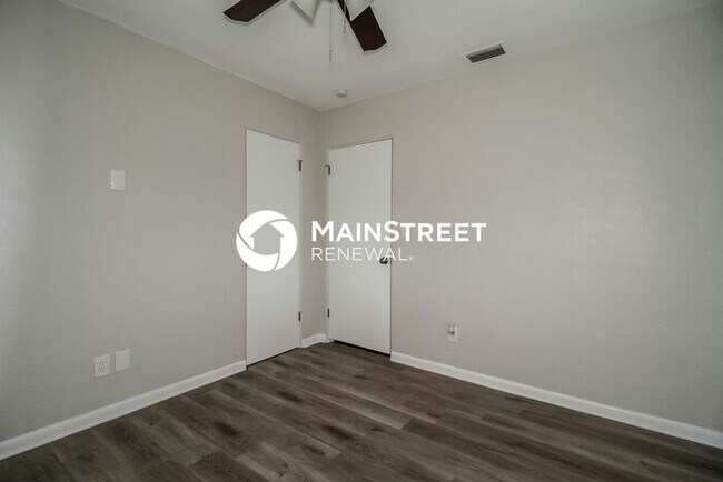 Building Photo - 3 Bedroom Pet-Friendly Home in Winter Park, FL with Main Street Renewal