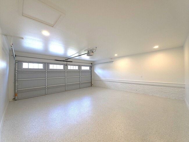 Building Photo - Lease this fully remodeled sanctuary – where modern luxury meets timeless East Texas charm!