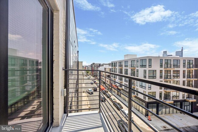 Building Photo - 1617 Ridge Ave