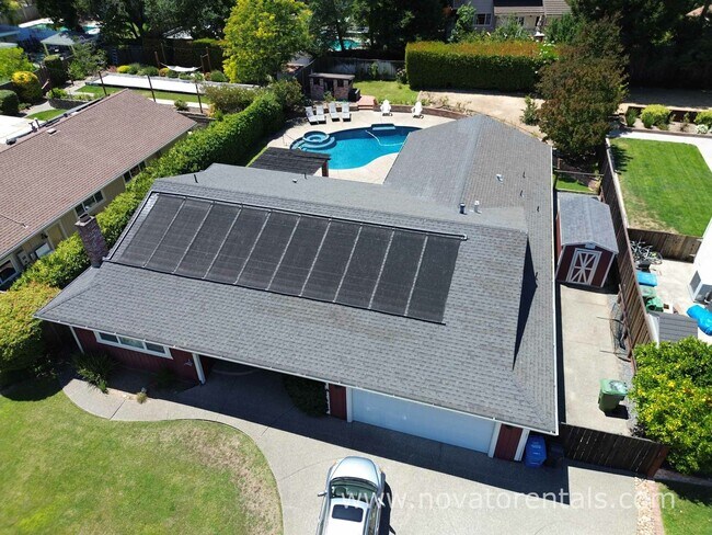 Building Photo - 17 Mosswood Ct